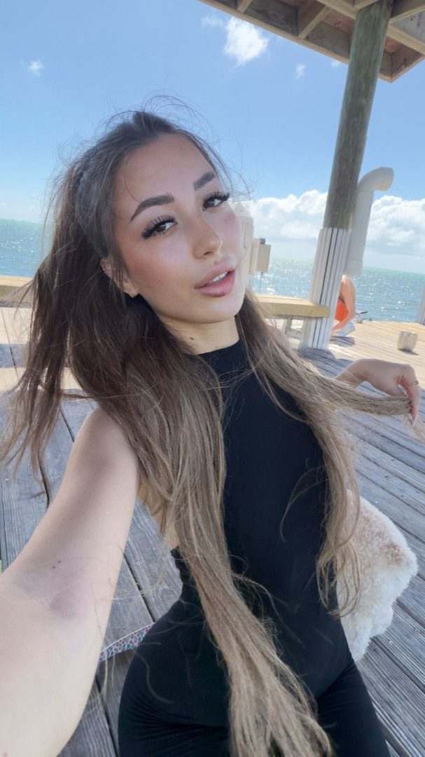 Sofia Carboni – Telegram